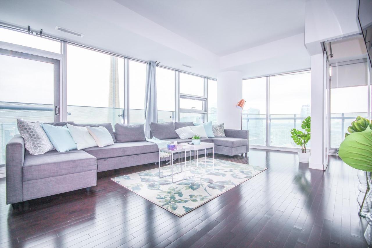טורונטו Sarkar Suites - Entertainment District מראה חיצוני תמונה