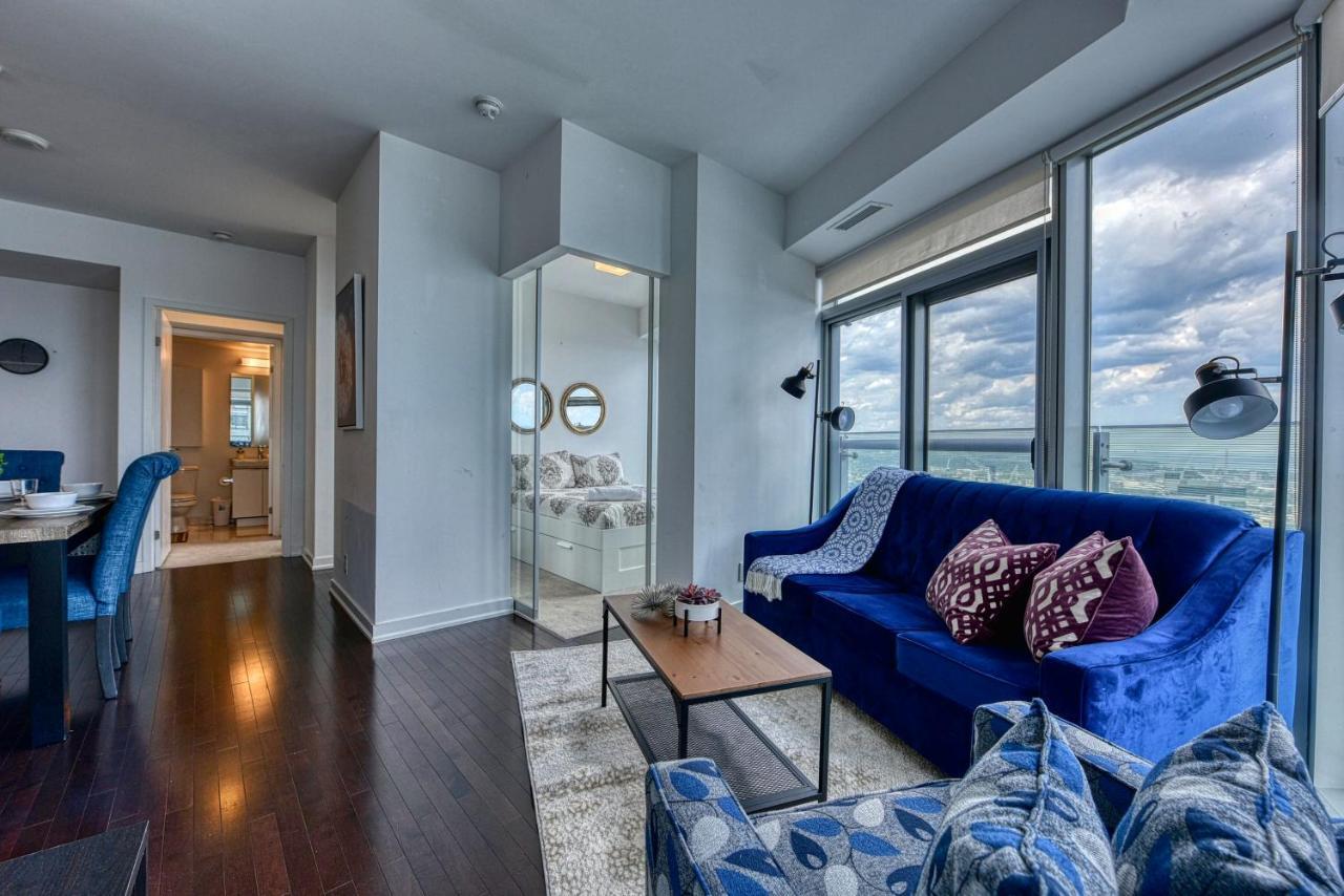 טורונטו Sarkar Suites - Entertainment District מראה חיצוני תמונה